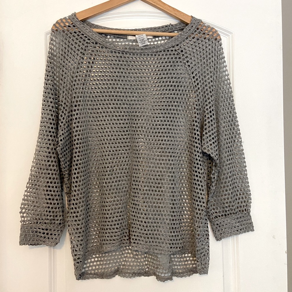 Unwritten perforated gray top